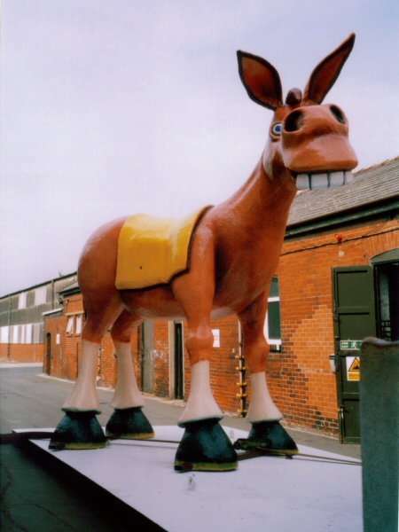 Photo - Finished donkey strapped to a lorry ready for the promenade - Ali Baba 2005 - Blackpool Illuminations Gallery - &copy; Sarah Myerscough