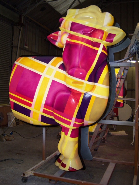 Photo - Front of a Concertina Critter gets a tartan make-over - Concertina Critters 2009 - Blackpool Illuminations Gallery - &copy; Sarah Myerscough