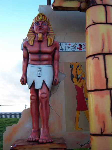 Photo - Pharoah Figure at left end of the Egyptian Tableau - Egyptian Tableau 2007 - Blackpool Illuminations Gallery - &copy; Sarah Myerscough