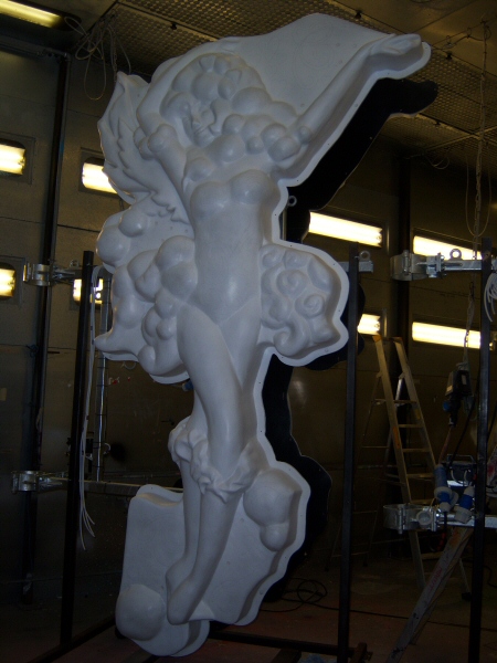 Photo - Cupide road feature with steel framework and clamps fitted and electrics started - Electrics and Framework - Making of a Blackpool Illumination - &copy; Sarah Myerscough