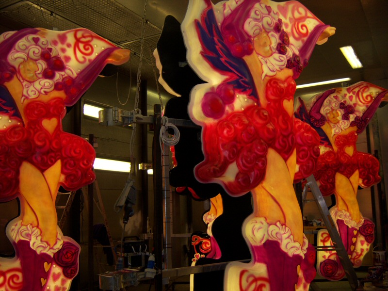 Photo - A good illustration that every feature is painted by hand (note the very subtle differences) - Painting - Making of a Blackpool Illumination - &copy; Sarah Myerscough