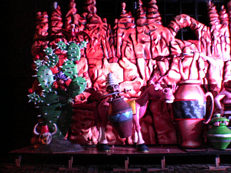 Photo - Illuminated left end of the Ali Baba tableau - Ali Baba 2005 - Blackpool Illuminations Gallery - © Sarah Myerscough