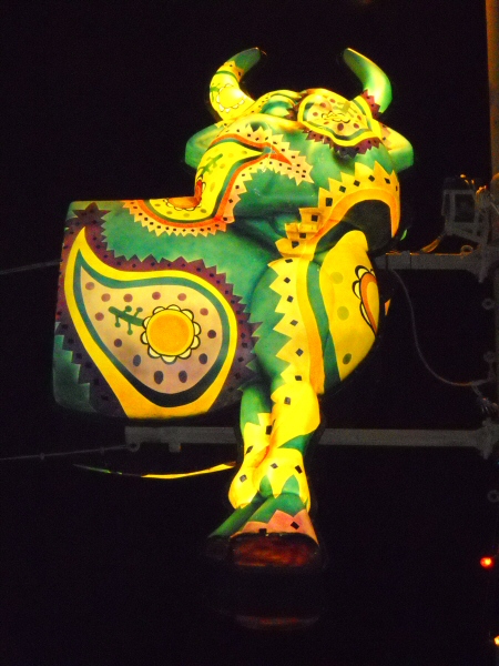 Photo - Psychedelic horned bull makeover - Concertina Critters 2009 - Blackpool Illuminations Gallery - © Sarah Myerscough