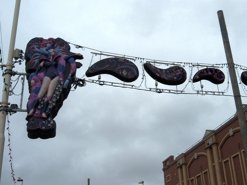 Photo - Persephone outside what was the new Woolworths building - Decodance 2007 - Blackpool Illuminations Gallery - © Sarah Myerscough