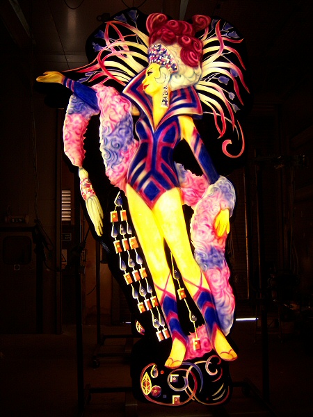 Photo - Persephone lit up to check the paint finish - Decodance 2007 - Blackpool Illuminations Gallery - © Sarah Myerscough